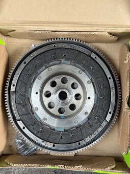 Dvouhmota 1.8t AUQ - 2