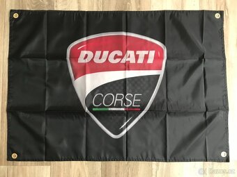 Vlajka Ducati logo - 2