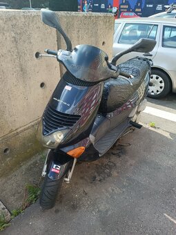 Aprilia Leonardo 150 - 2