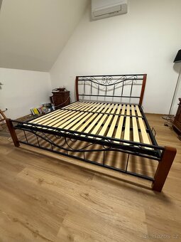 Postel 180 x 200 - dreveno kovova krasa - 2