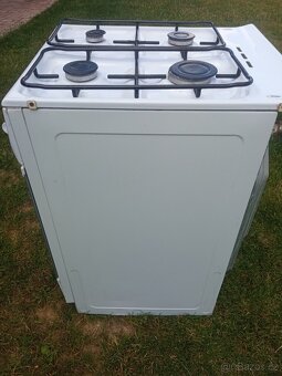Prodám plynový sporák na PB - 2