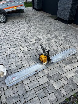 Motorova vibracni lat - 2