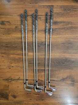 Dámské golfové hole TITLEIST T200 FORGED, 48 - 6i - 2