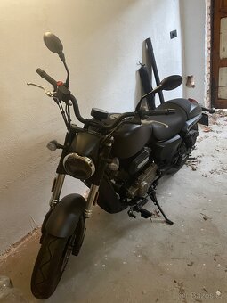 Qj motor SRV 300 2400KM - 2