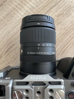 Sigma 18-50 mm f/2,8 DC DN - Sony E mount - 2