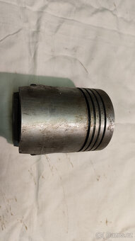 Píst na TK14 TZ4K14 1D90A nový 90mm - 2