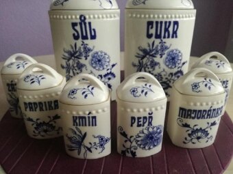 Kořenky  - sada velkých a malých, styl cibulák - 2