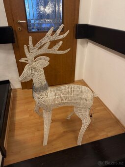 Vánoční dekorace svítící jelen 120 cm - 2