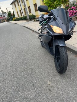 Yamaha yzf125r - 2