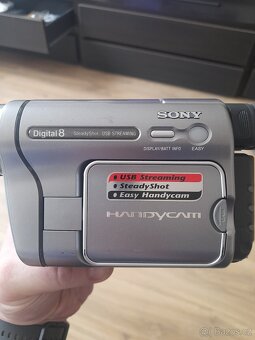 Stará páskova videokamera sony - 2