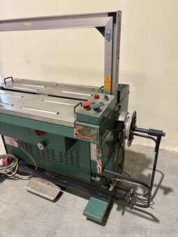 Průmyslový páskovací stroj - 2