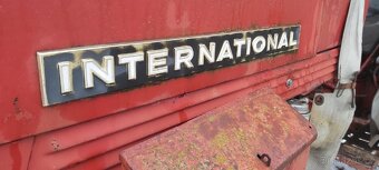 Traktor Internationale - 2