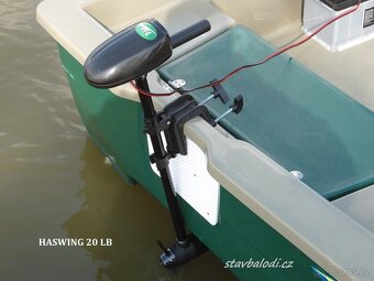 Malý lodní elektromotor - 2