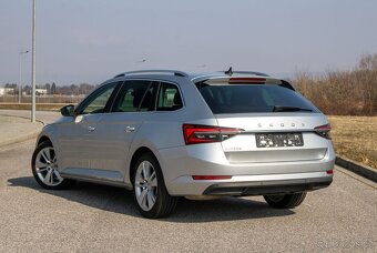 Škoda Superb Combi 2.0TDI DSG automat - 2