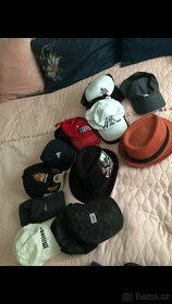 kšiltovky - 2