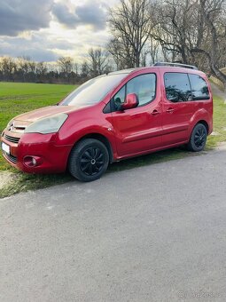 Citroen Berlingo 1.6 hdi ( nafta ) - 2