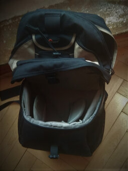 batoh dvoukomorový LowePro Rover Light - odolný - 2