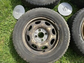 Zimní pneumatiky 165/70 R13 na plecháčích - 2
