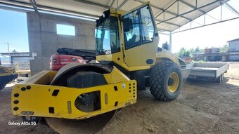 Válec Bomag BW 213 DH - 2