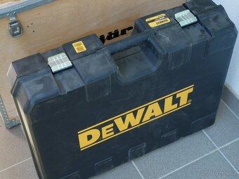 kufr dewalt 68 x 54 x 17cm - 2