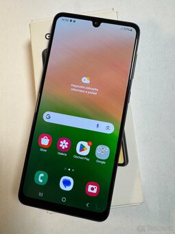 Samsung Galaxy A33 5G 128gb Ram 6gb s kabelem Cena 3699kč - 2