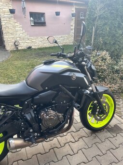 Yamaha MT07 - 2