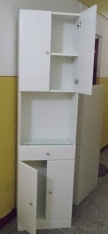 Koupelnová skřínka bílá/lesk - 2