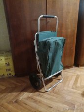 Taška na kolečkách se sedatkem - 2