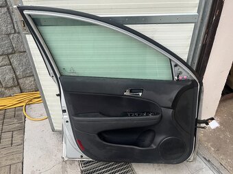 Hyundai i30 kombi levé dveře kompletní - 2