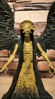 Figurka Anděl smrti Hellboy II Mezco Toys - 2