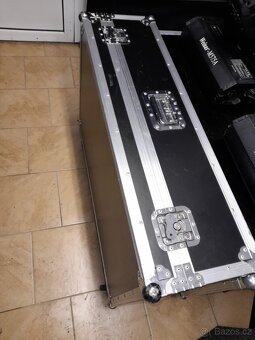 Soundcraft Si Compact 32+ stagebox 32R - 2