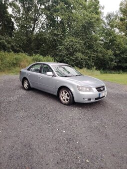 Hyundai sonata - 2
