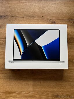 Macbook Pro 16" M1 Pro 2021 16GB/512GB vada - 2