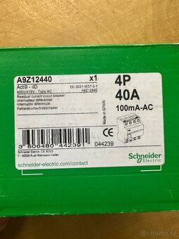 SCHNEIDER A9Z12440 Proudový chránič iID 4P 40A 100mA AC RP - 2