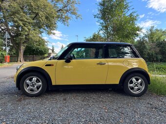 Mini Cooper R50 1.6 85kw (2003) - 2