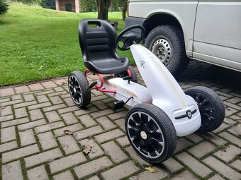 Šlapací motokára abarth - 2