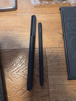 Příslušenství k Samsung Galaxy Fold 4 - 2