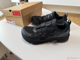 Altra M TIMP 5 BOA 44/10 black - 2