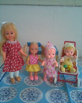 Retro kuchynka s panenkami a pokojík - 2