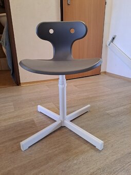 Dětská židle Ikea k psacímu stolu - 2