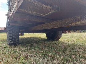 Prodám vlek za traktor "plaťák" - 2