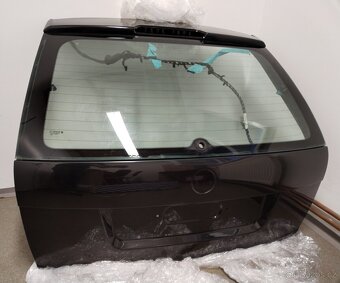 Páté dveře Škoda Octavia 2 kombi - 2