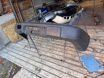 Subaru forester sf - 2