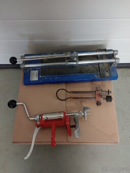 Řezačky na obklady - 2