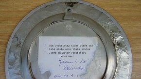 Cínový a kovový talíř - 2