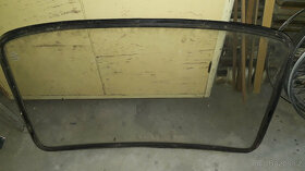 Škoda 105,120 M - zadní okno - 2