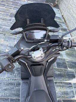 Aprilia SR GT 125 - 2