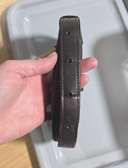 Tmavě hnědé třmenové řemeny - 2