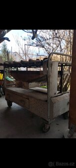 Na predaj grilovaci vozik. - 2