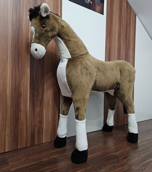 Veľký plyšový koník - 2